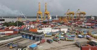 চট্টগ্রাম বন্দরে বেড়েছে আমদানি, নেই জাহাজ জট